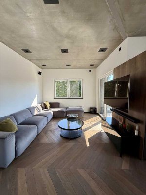 Luxuriöses 3-Zimmer-Penthouse mit EBK