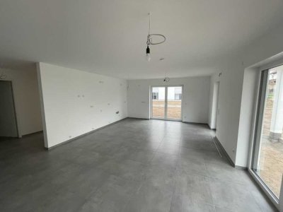 Stilvolle 3,5-Raum-EG-Wohnung mit gehobener Innenausstattung in Kleinostheim