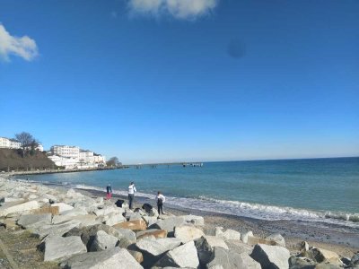 Sie möchten für eine Zeit nach Rügen 3 Zimmer DG- Whg. mit viel Sonne und Meerblick ab Januar frei!