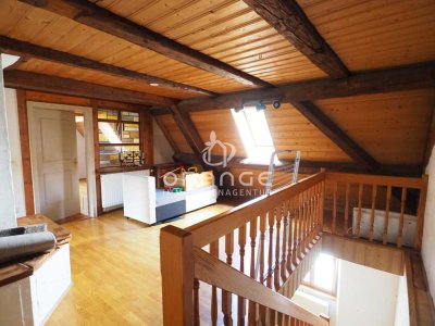 * Historisches Wohnhaus mit Flair in der Ortsmitte von Niederstotzingen *