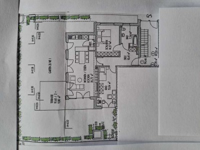 Neuwertige Erdgeschosswohnung