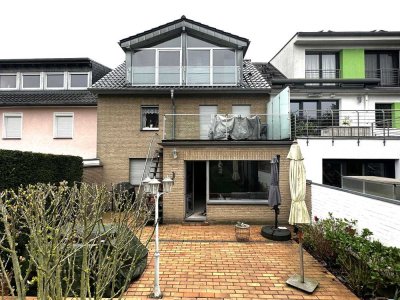 Schöne 2-Zimmer-Wohnung mit Terrasse und Gartenanteil in Hürth