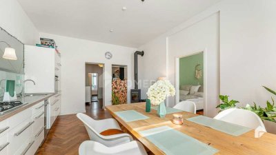 Elegante Altbauwohnung mit 3 Zimmern in begehrter Wohnlage von München