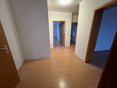 Sonnige 3 Zimmer-DG Wohnung in Magdeburg-Hopfengarten