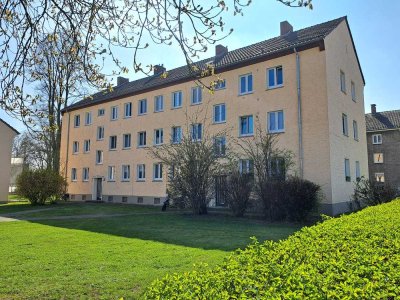 ***Tolle 2-Zimmerwohnung saniert in ruhiger Lage und Rheinnähe***