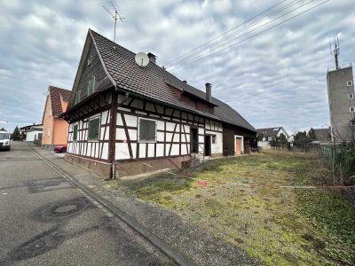 Denkmalgeschützes Haus mit Bauplatz zu verkaufen in BAD-Sandweier