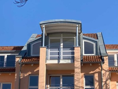 Geschmackvolle, vollständig renovierte 1-Raum-Wohnung mit Balkon in Unterhaching