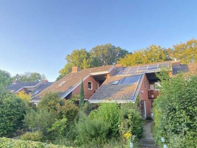 Erbpacht: Großzügiges Reihenendhaus in ruhiger Nachbarschaft mit Tiefgaragenstellplatz