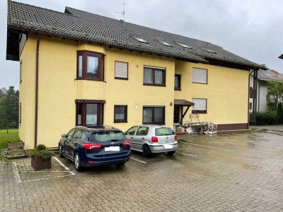 Helle 3-Zimmer Wohnung mit Balkon in Schömberg-Oberlengenhardt
