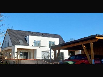 Exklusive DHH in hervorragender Lage - 2 min zur Autobahn