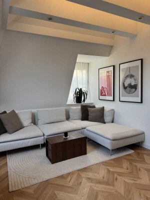 Helle 3,5-Zimmer-Dachgeschosswohnung mit hochwertiger Ausstattung – teilmöbliert in Grenzach-Wyhlen