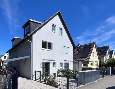 Solln: Moderne Doppelhaushälfte mit schönem Westgarten und Carport