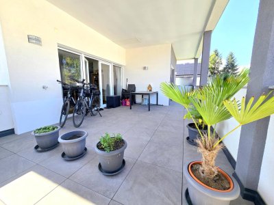 * * * 15 RADMIN. zur TU-INFFELDGASSE... 33 m² DACHTERRASSE... 38 m² OFFENER WOHN- ESSBEREICH... 2 CARPORTS * * *