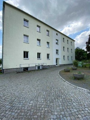 Preiswerte 3-Raumwohnung in Bahnhofsnähe ab sofort zu vermieten!