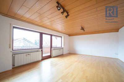 Zweifamilienhaus mit Garage und Garten in Ingolstadt (Giebelstadt)