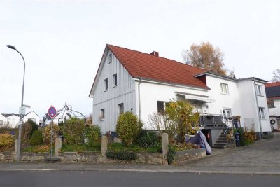 Charaktervolles 3-Parteienhaus in
Toplage Künzell OT