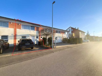 Modernes Reihenmittelhaus mit Terrasse & Stellplatz