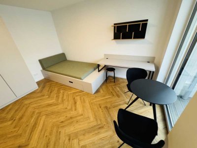 Direkt in Adlershof! Möbliertes modernes Studio mit Balkon und EBK!
