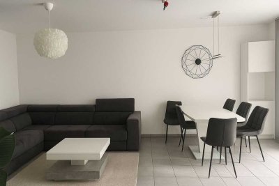 Moderne 3-Zimmer-Wohnung (teilmöbliert) mit Terrasse und Klimaanlage
