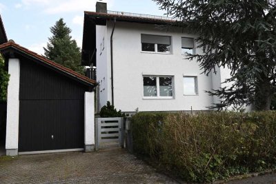 Traumhafte DHH in Top Lage Holzkirchen : Zentrumsnah, absolut ruhig und mit großem Garten