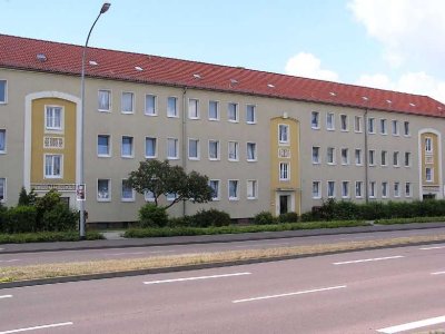 Zu Hause in der Walzwerksiedlung: 2 Zimmer, Badewanne
