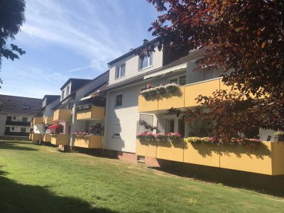 ** Helle 3 Zimmer Wohnung im EG mit Balkon **