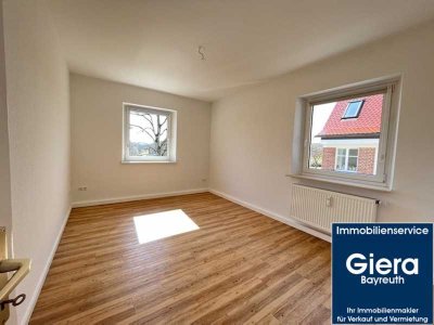 Schöne 2 Zimmer Wohnung mit Balkon