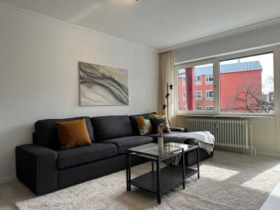 Möbliert: Renovierte, ruhige, sonnige 2-Zimmer Wohnung gegenüber Arcaden