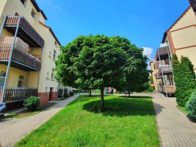 ruhige Wohnsiedlung I Einbauküche I modernes Tageslichtbad mit Wanne