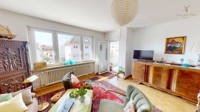 Lichtdurchflutete 3-Zi.-Wohnung mit Loggia und Festungsblick im Herzen des Frauenlands