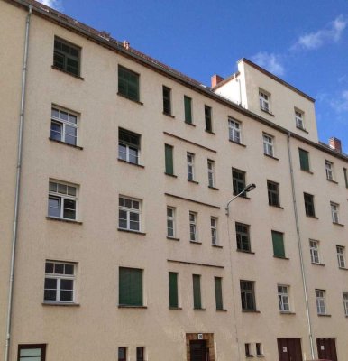 **HELLE 3-RWG inkl. Garage** Tageslichtbad mit Wanne - EBK  **WE 14**
