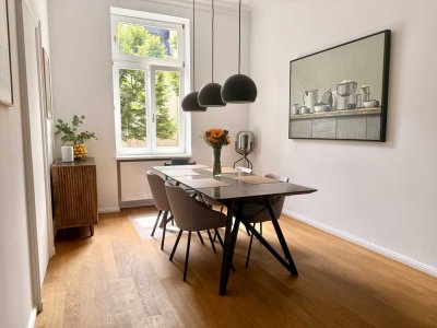 Renovierte 4-Zimmer-Altbauwohnung nähe Schweizer Platz
