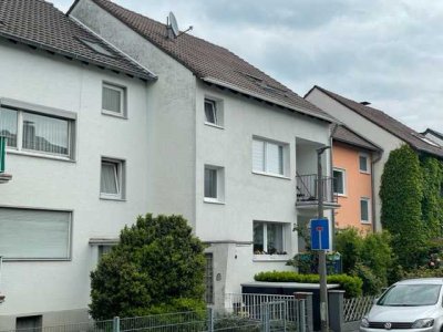 Sankt Augustin-Mitte, Mehrfamilienwohnhaus mit 3 Wohnungen, Garage u. Wintergarten zur Selbstnutzung