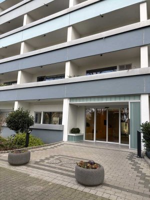 Gepflegte 1-Zimmer-Wohnung mit Balkon und Einbauküche in Hattersheim - Okriftel