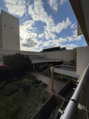 Großzügige 4,5-Zimmer-Wohnung mit ca. 107 m² im 1. OG – Ruhig, zentral Lage