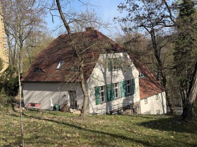 Freies Mietshaus auf dem Gelände der Sternwarte