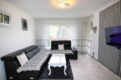 Gepflegte Wohnung mit einladendem Balkon, viel Tageslicht und eigenem Stellplatz