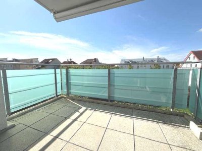 Luxuriöses Wohnen: 55 m² großer Wohnbereich mit Süd-Loggia, 2 TG-Plätze