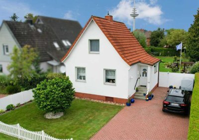 Gepflegtes Zuhause für Zwei mit grünem Paradies