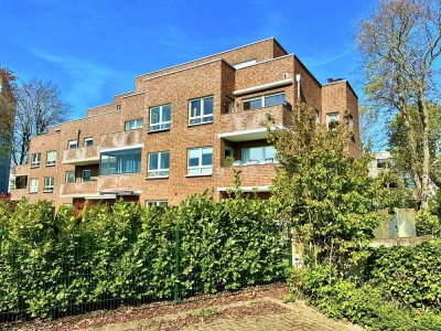 Hochwertig-Sanierte 2-Zimmer-Wohnung mit Balkon, Feldblick und Tiefgaragen-Stellplatz