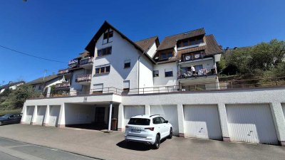 Helle 2-Zimmer Wohnung mit Balkon im 1. OG in Hilchenbach