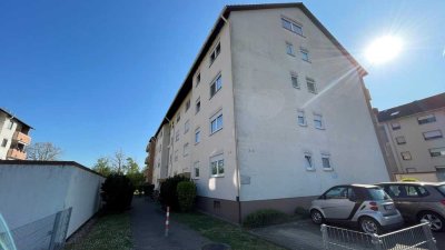 Hübsche 2 Zi. Wohnung  in Nähe Schloss / Schwetzingen