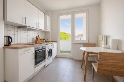 -I| TOP-ZUSTAND || Einmalige 2-Zi-Whg mit Balkon || PEMPELFORTER HEIM |I-