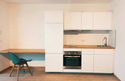 Neuwertige, Helle & Freundliche 1 Zi-Wohnung mit Küche, Bad und Terrasse für Studenten