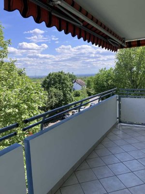 Schöne 3-Zimmer-Wohnung mit Balkon in Hofheim am Taunus