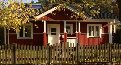 Finnisches Holzhaus am Stechlin mit Sauna und Kamin