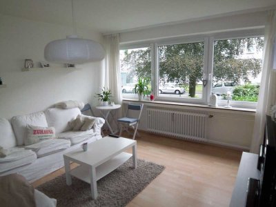 Helle, gut geschnittene u. ruhig gelegene 2 ZKB m. Westloggia zur Gartenseite