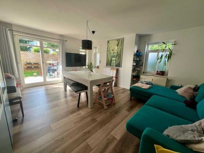 **Bezugsfreie** Erdgeschosswohnung mit großem Gartenanteil in ruhiger Lage