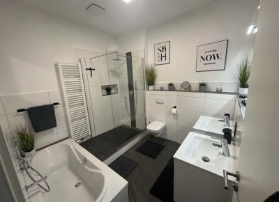 Möblierte 2,5 Zi.-Wohnung, EBK, Terrasse