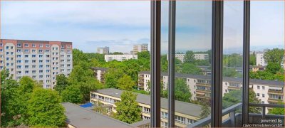 Wohnung mit Wintergarten, 8. Etage - tolle Aussicht, 2 Zimmer, Küche, Bad, Lichtenberg - Sewanstraße